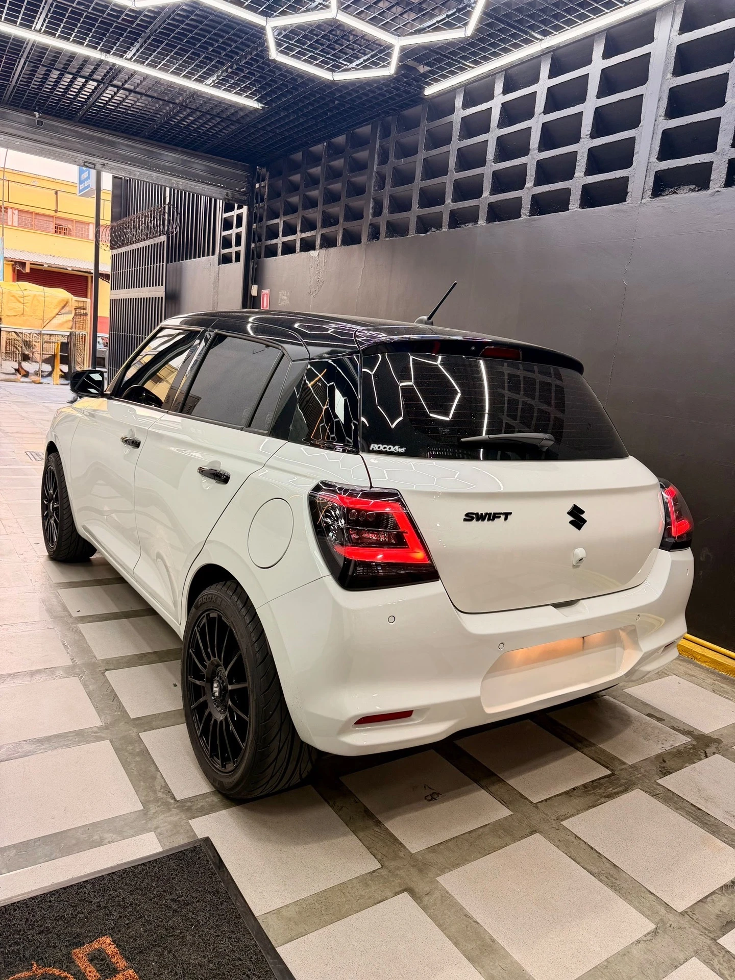 2026 Suzuki Swift Sport GLX — foto 4