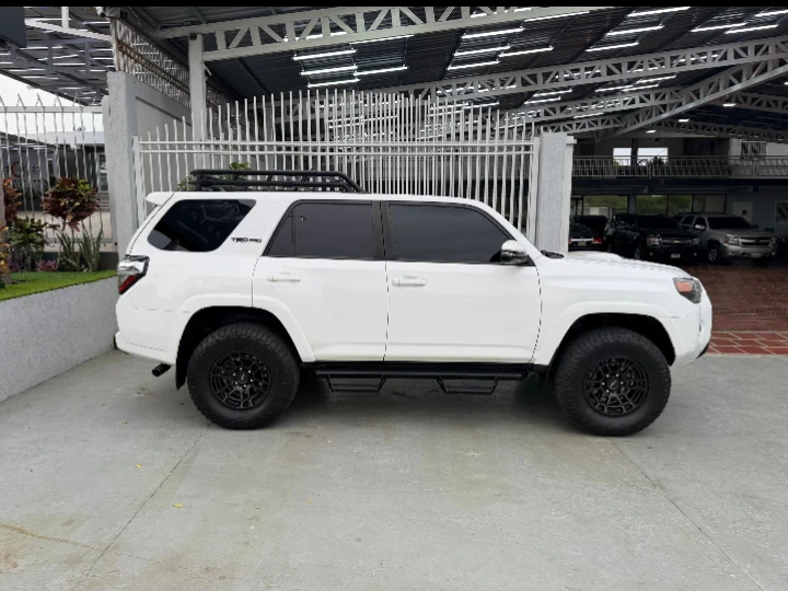 2022 Toyota 4Runner Trd off road — foto 3