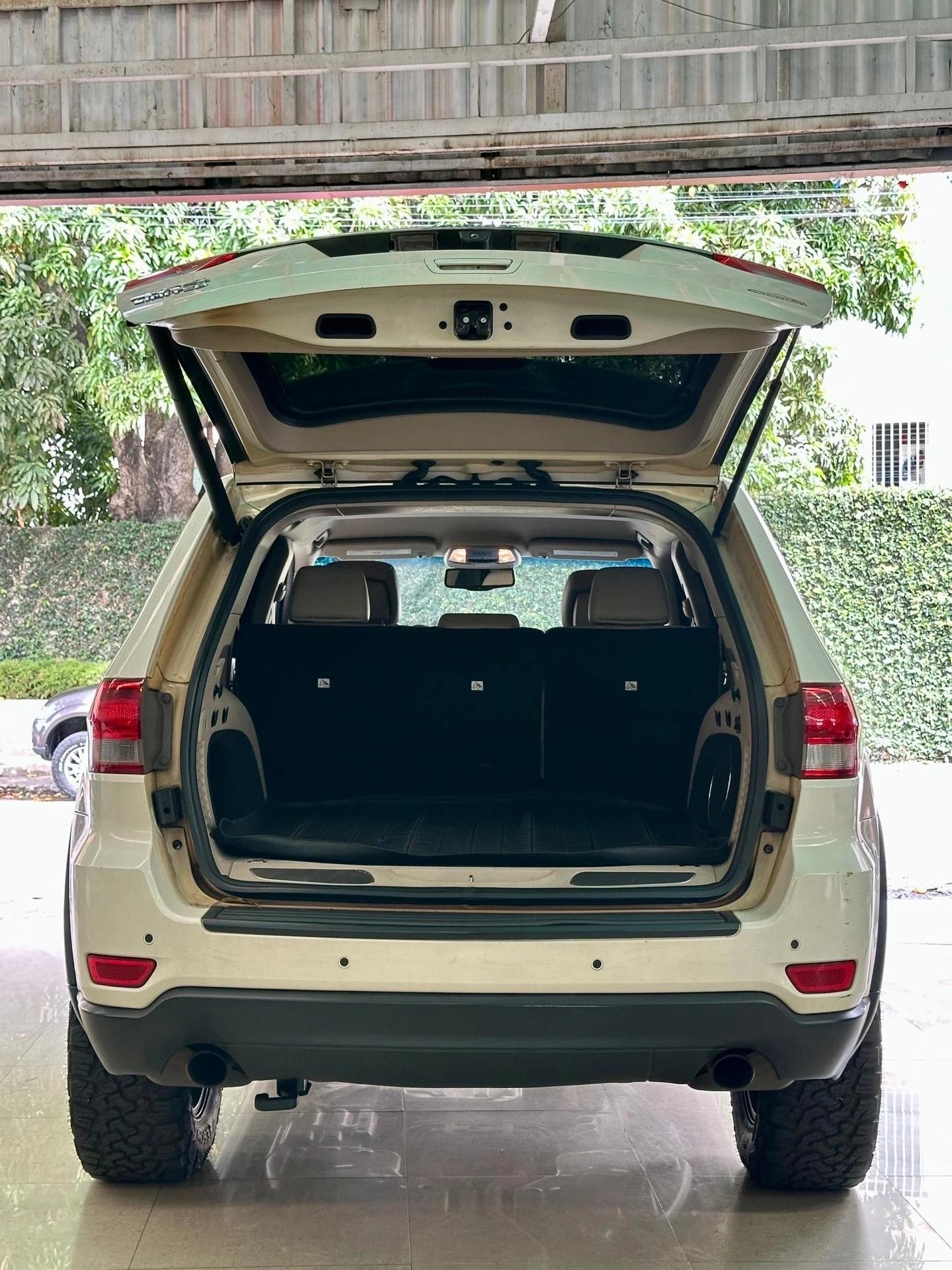 2012 Jeep Grand Cherokee Limited — foto 5