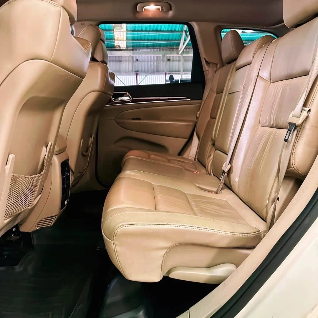 2012 Jeep Grand Cherokee Limited — foto 21