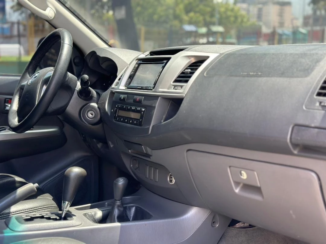 2012 Toyota Hilux KAVAK — foto 2