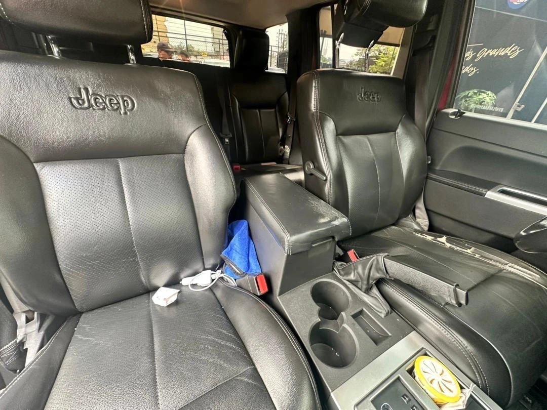 2010 Jeep Cherokee KK — foto 3