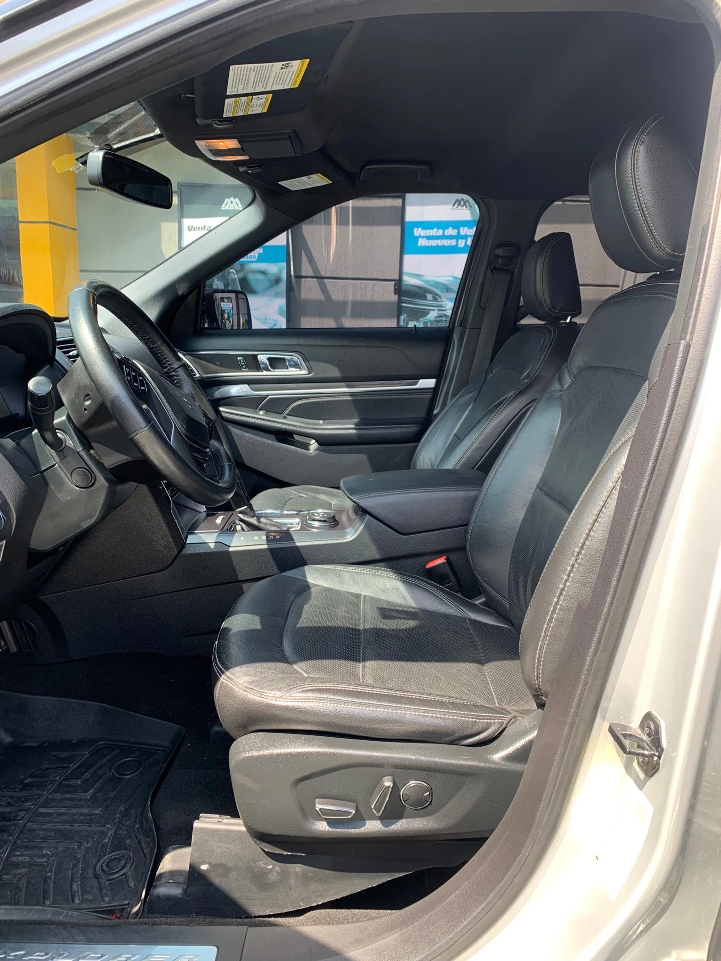 2019 Ford Explorer Sport Sport — foto 11