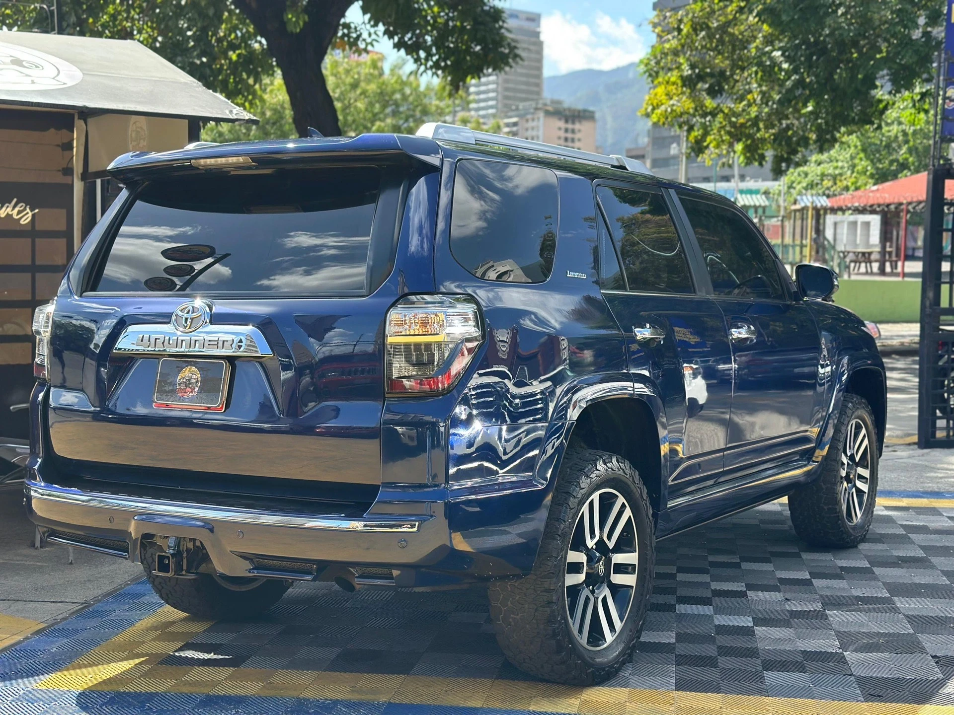 2014 Toyota 4Runner Limited — foto 6