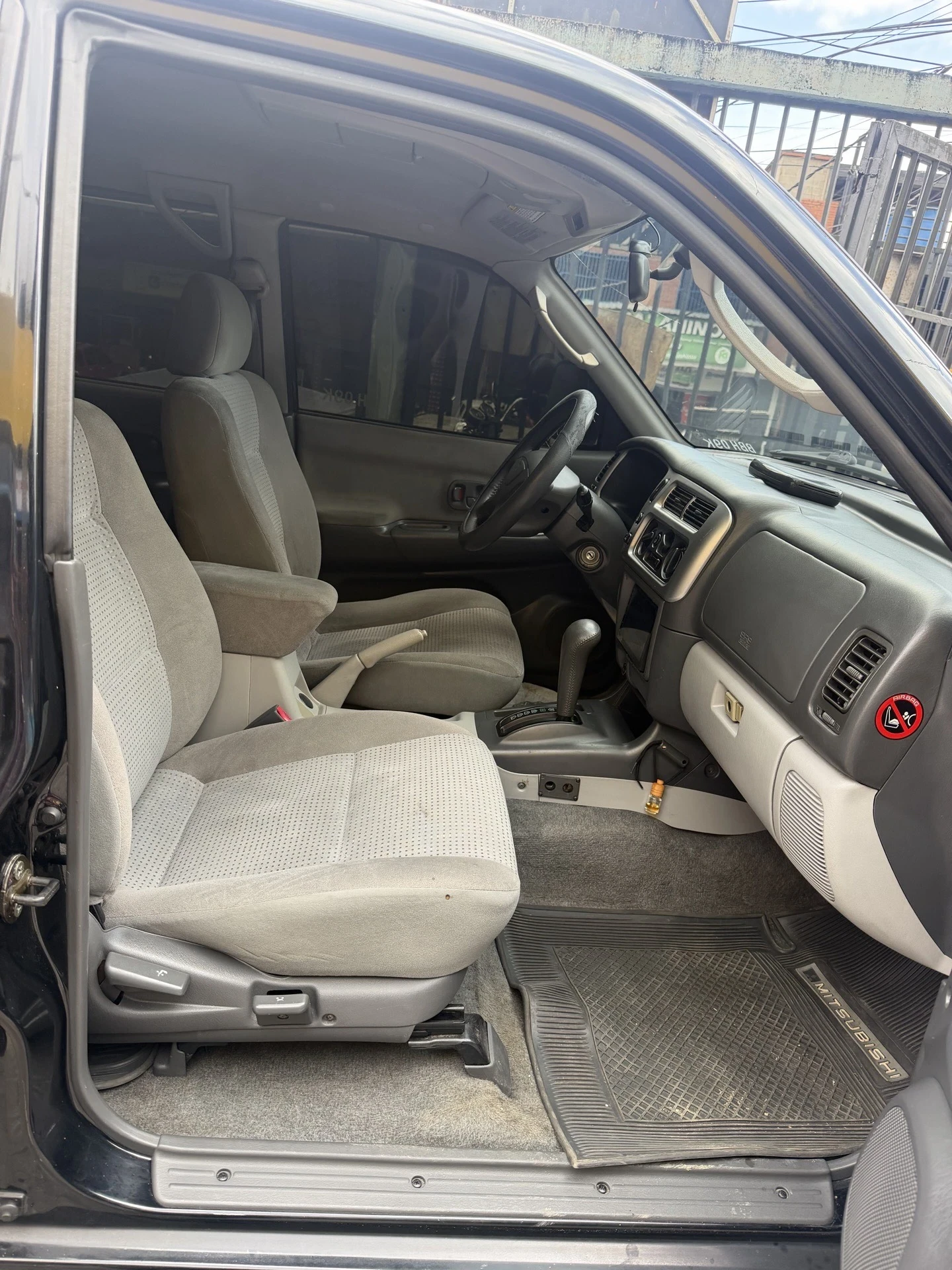 2005 Mitsubishi Pajero Sport Sport — foto 7