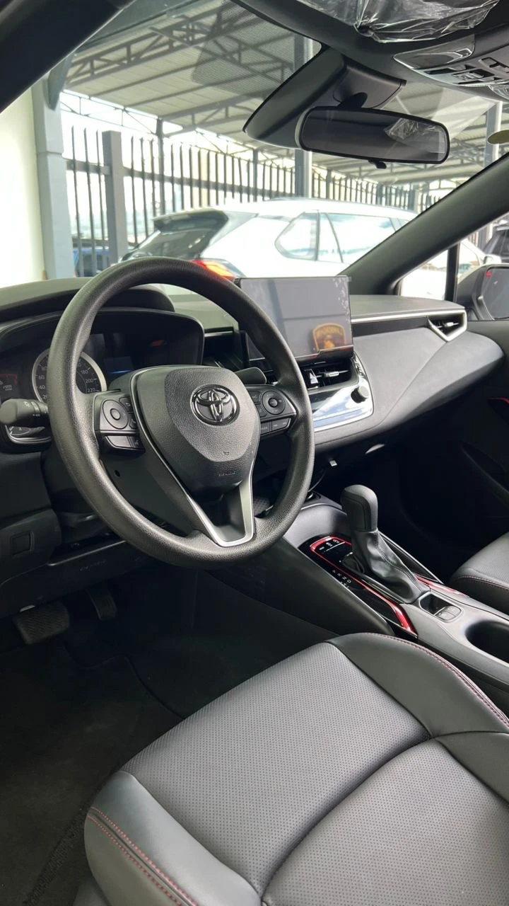 2025 Toyota Corolla Sport — foto 9