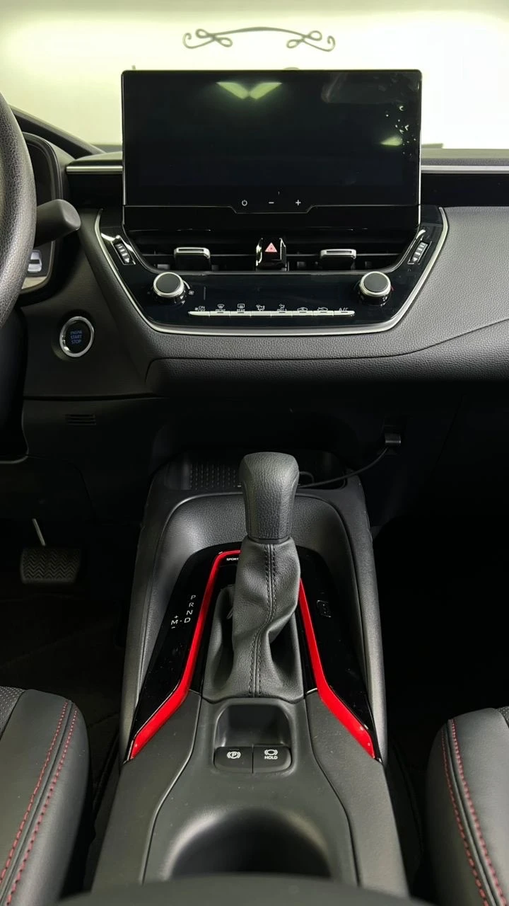 2025 Toyota Corolla Sport — foto 8