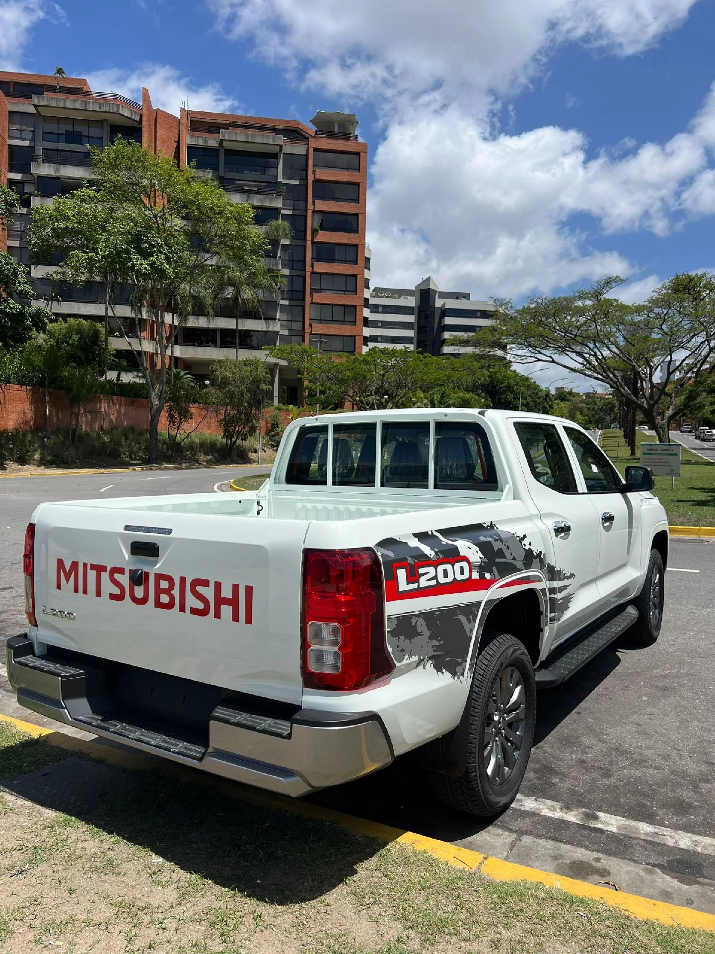2026 Mitsubishi L200 — foto 17