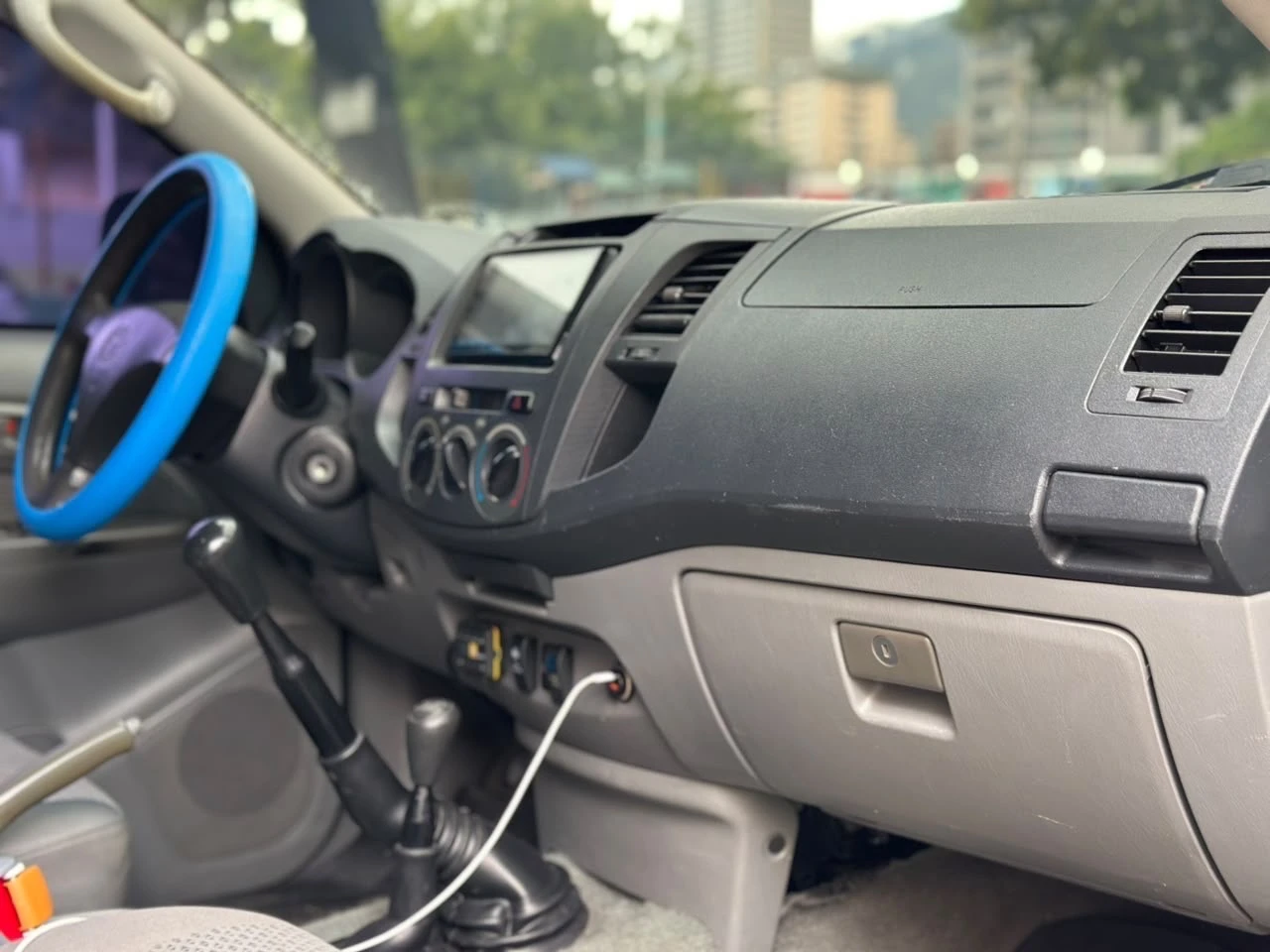 2010 Toyota Hilux — foto 2