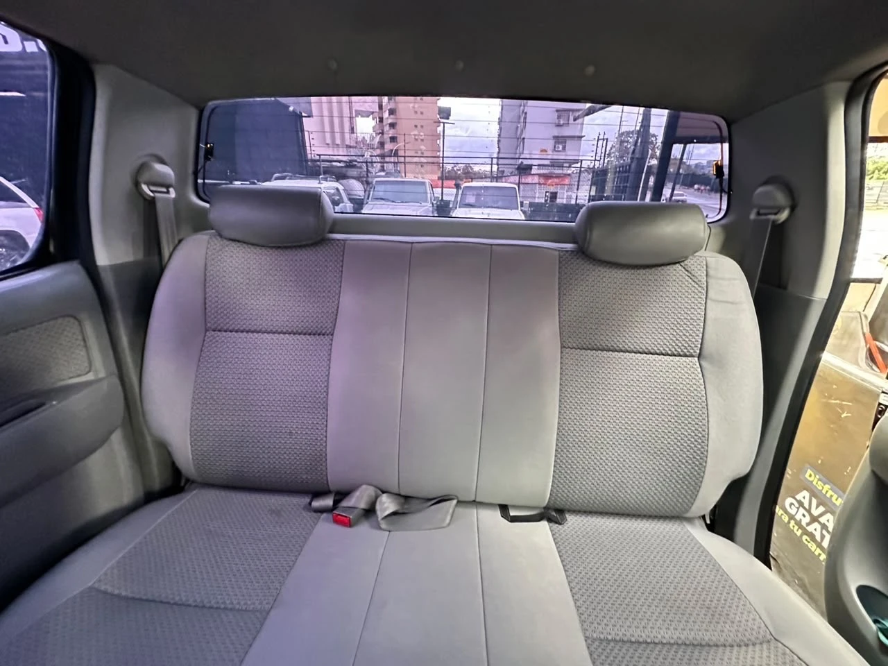 2010 Toyota Hilux — foto 4