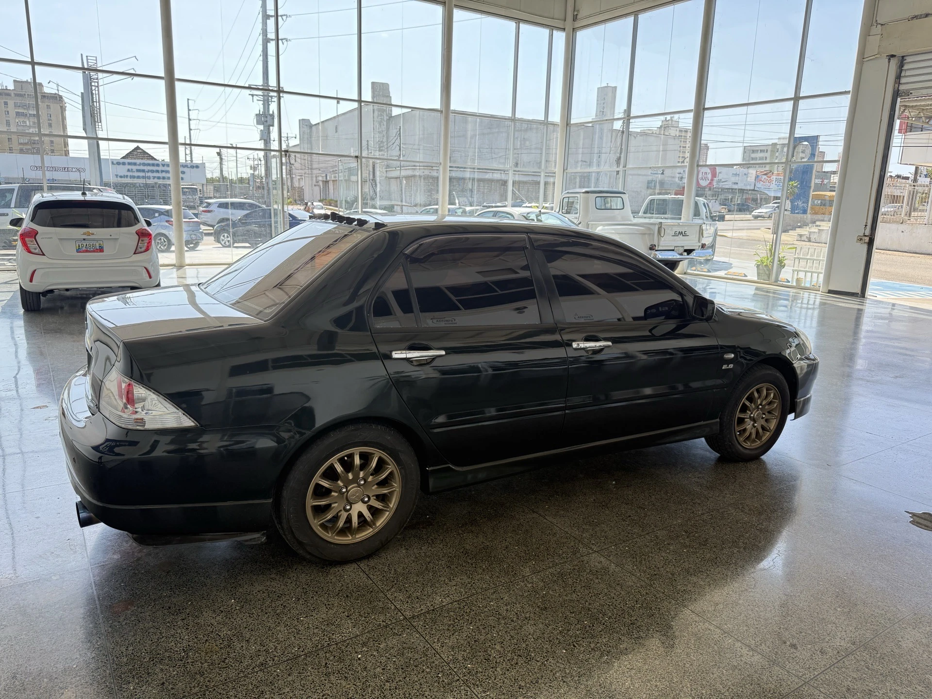 2012 Mitsubishi Lancer Touring Tourign 2.0 — foto 5