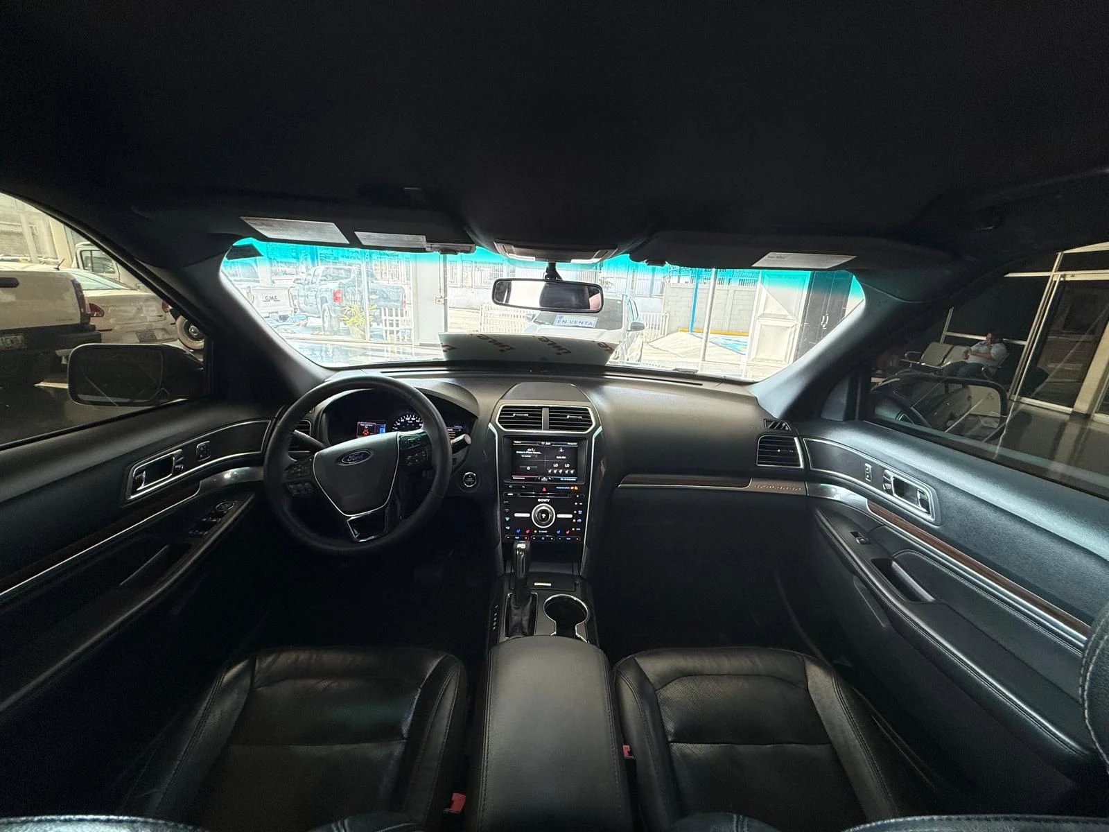 2016 Ford Explorer Limited — foto 20