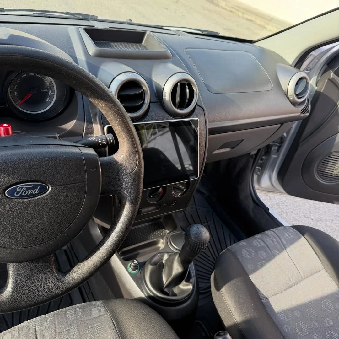 2013 Ford Fiesta Move — foto 7