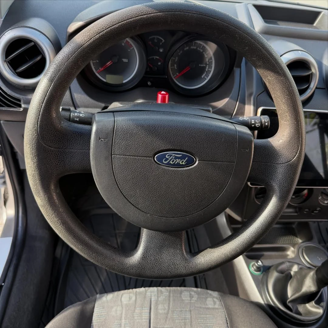 2013 Ford Fiesta Move — foto 14