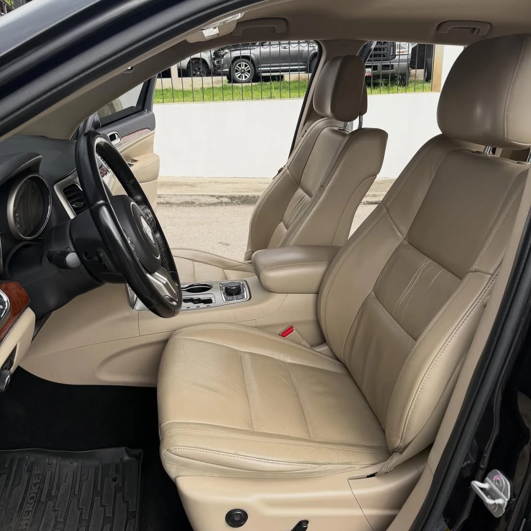 2011 Jeep Grand Cherokee Limited — foto 7