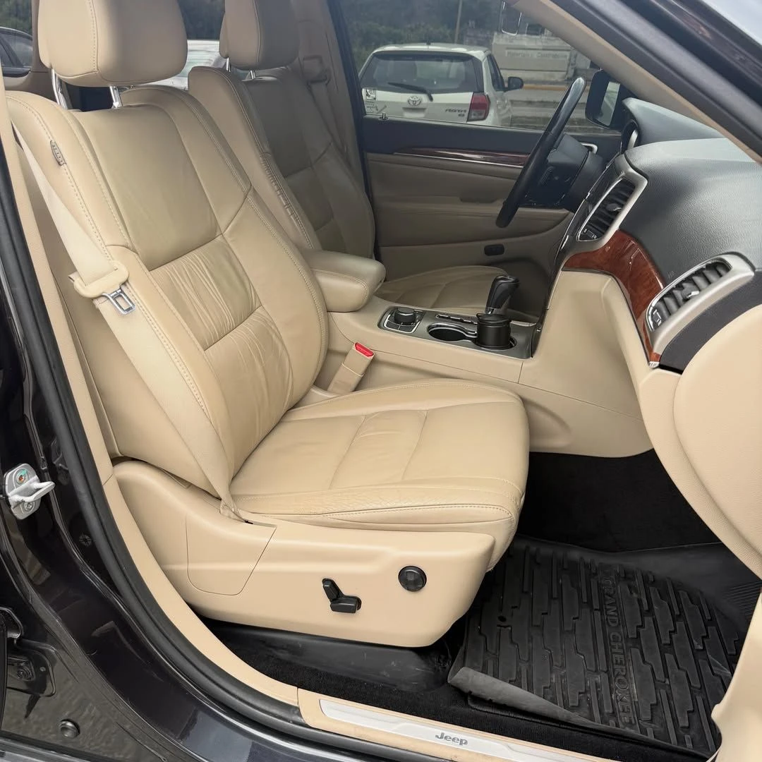 2011 Jeep Grand Cherokee Limited — foto 10