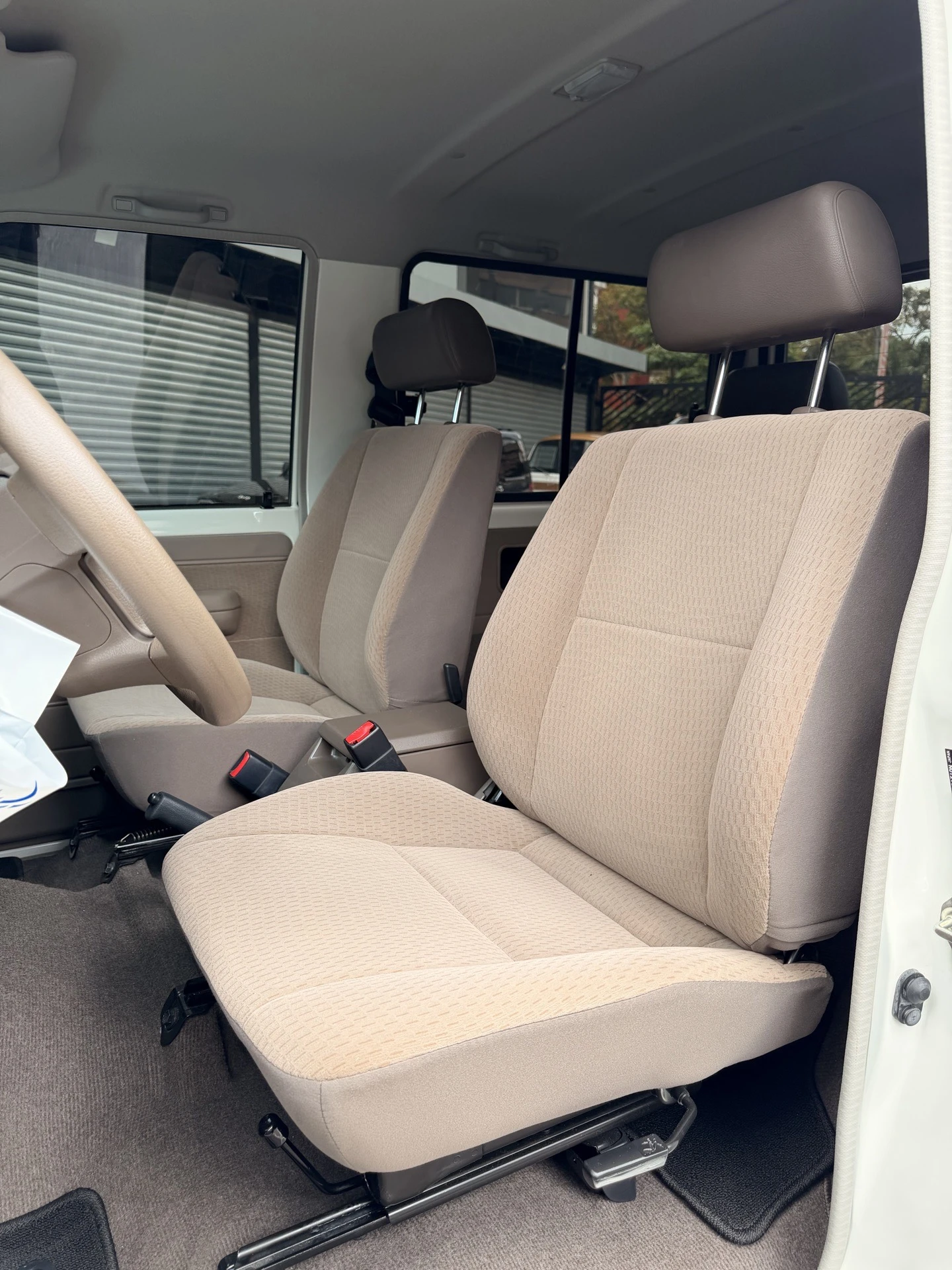 2019 Toyota Land Cruiser 70 Series 71 — foto 4