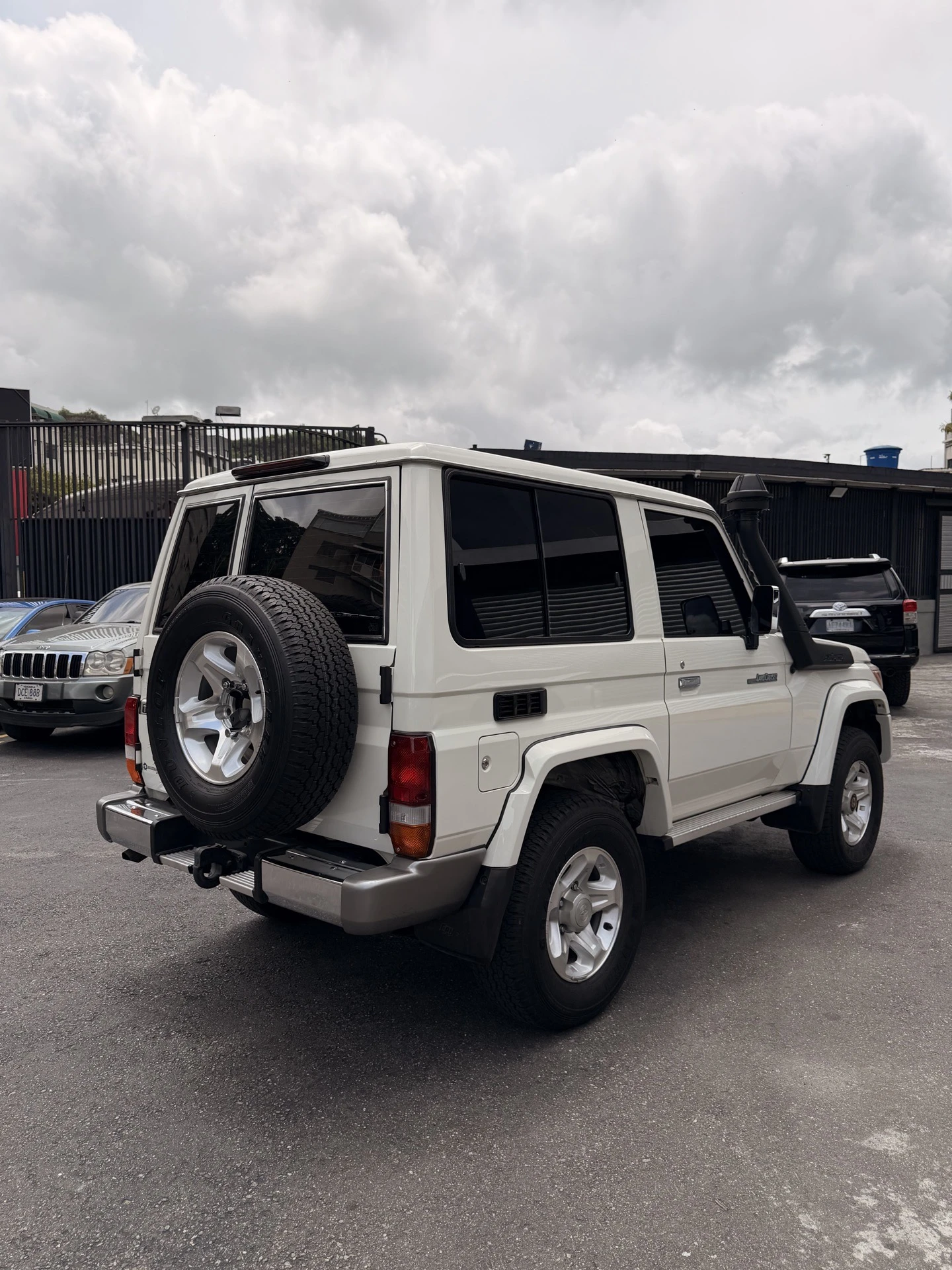 2019 Toyota Land Cruiser 70 Series 71 — foto 9