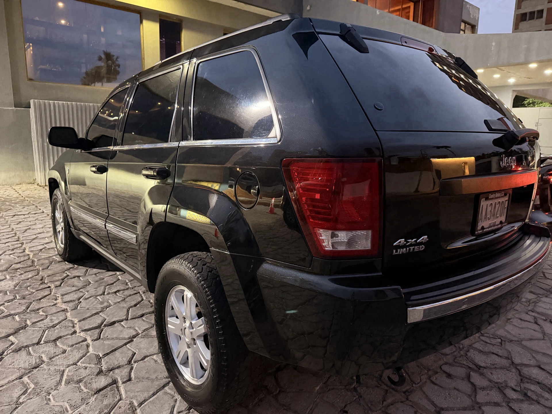 2009 Jeep Grand Cherokee Limite — foto 2