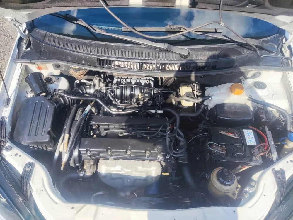 2012 Chevrolet Aveo Lt — foto 2