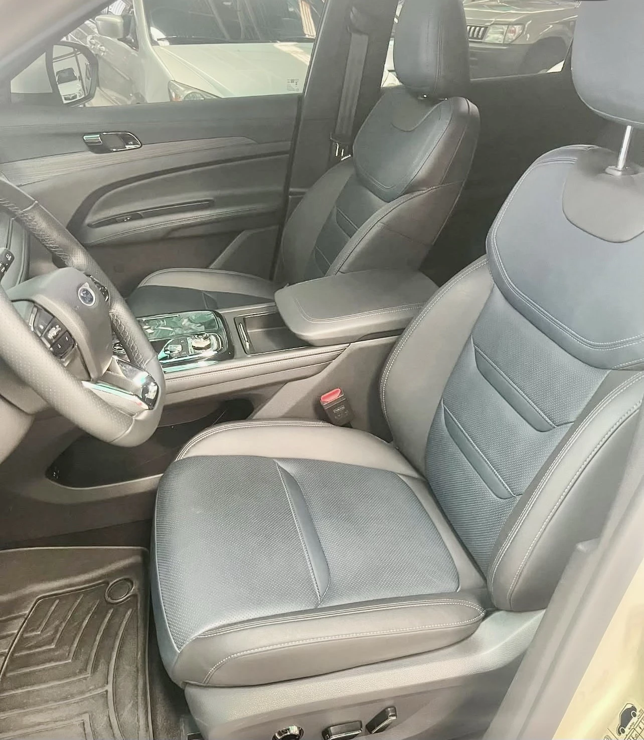 2025 Ford Territory Platinum — foto 3