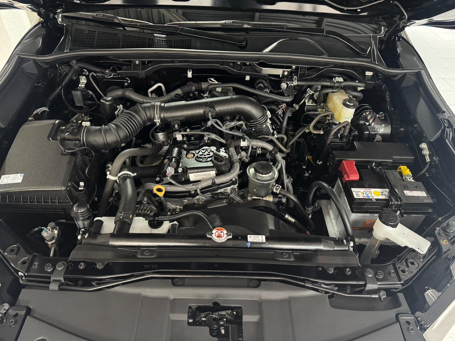 2025 Toyota Fortuner — foto 12