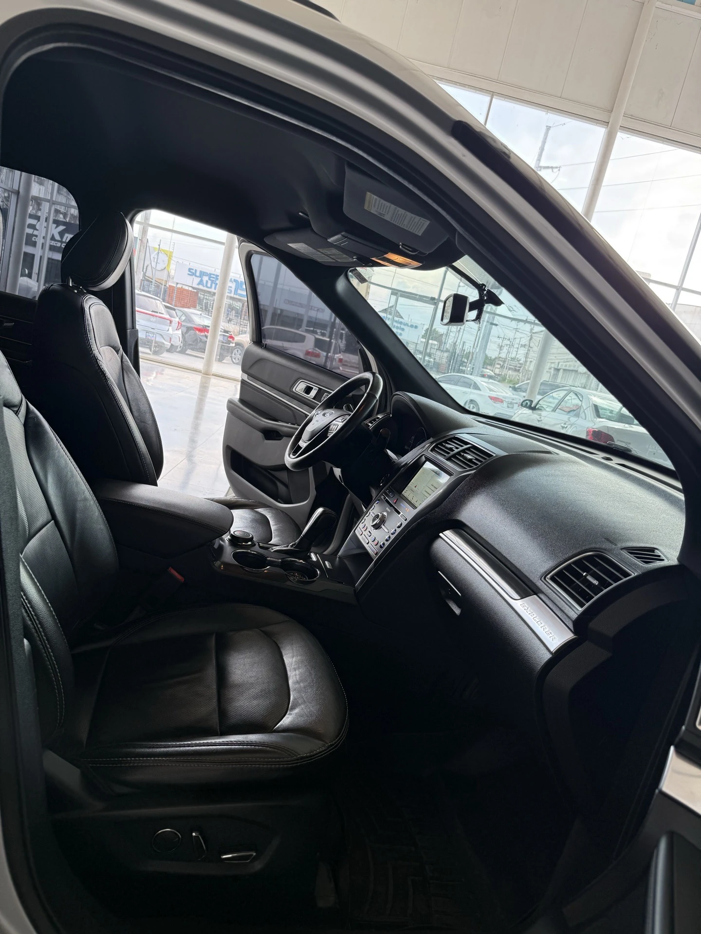 2019 Ford Explorer Sport — foto 9