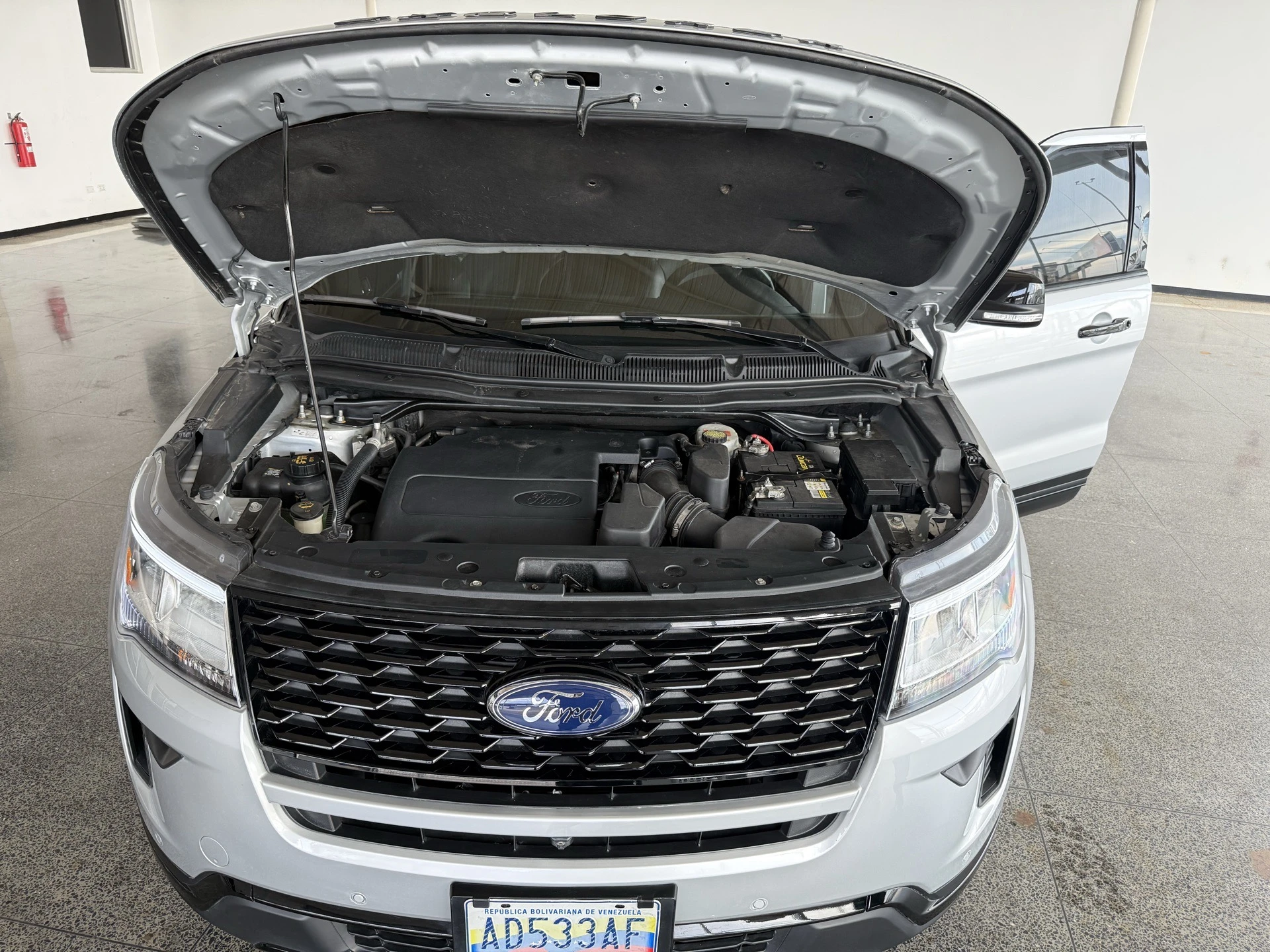 2019 Ford Explorer Sport — foto 20
