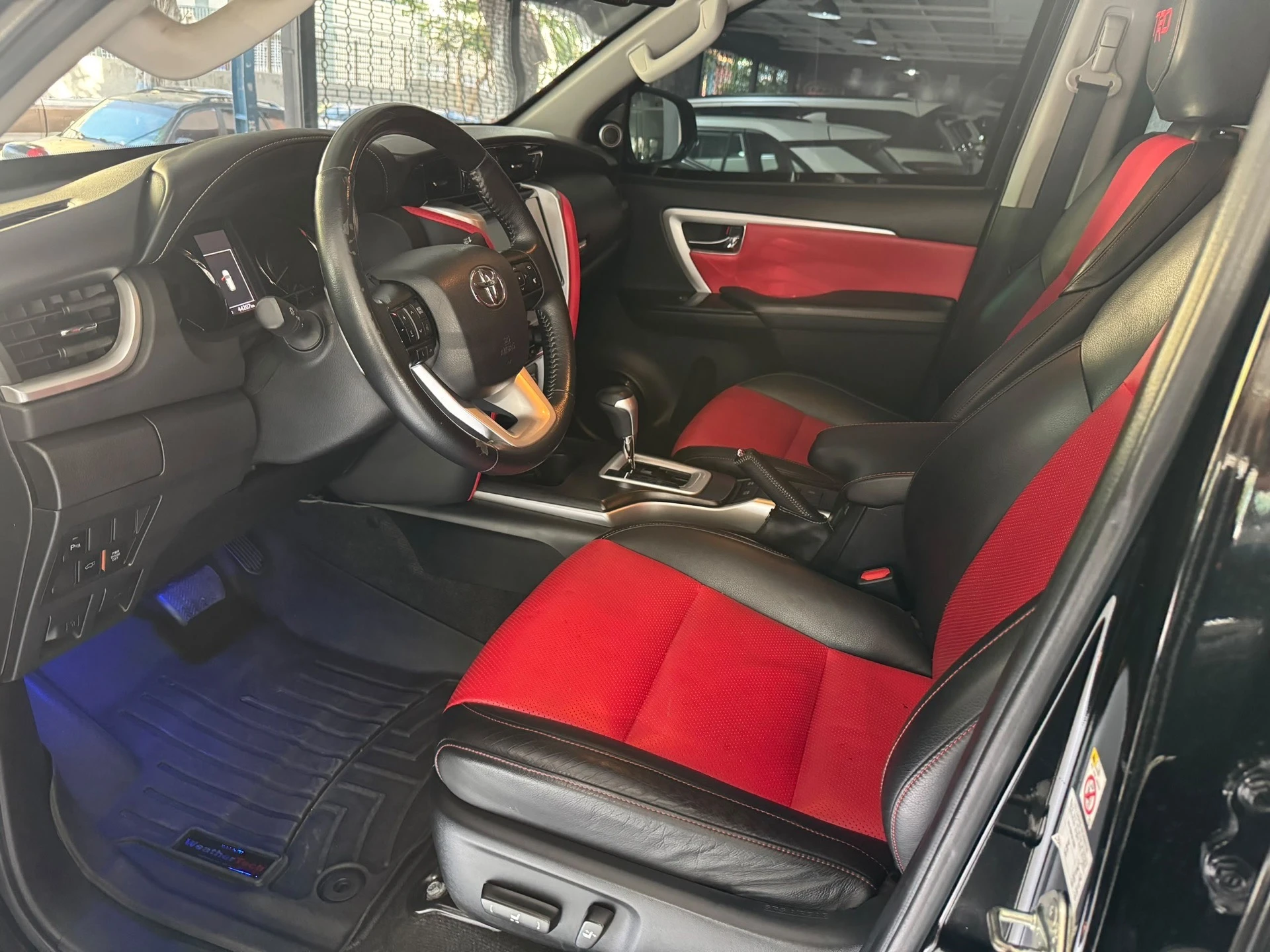 2020 Toyota Fortuner TRD — foto 7