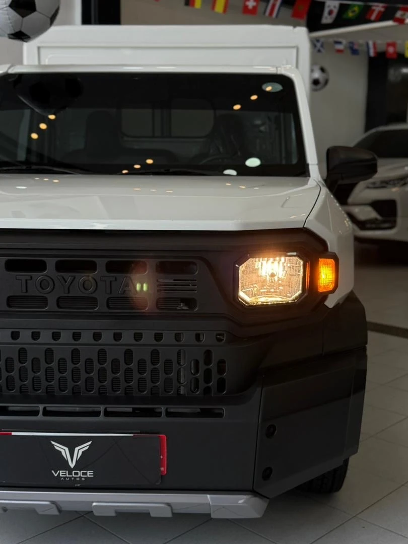 2025 Toyota Hilux Tamarraw — foto 4