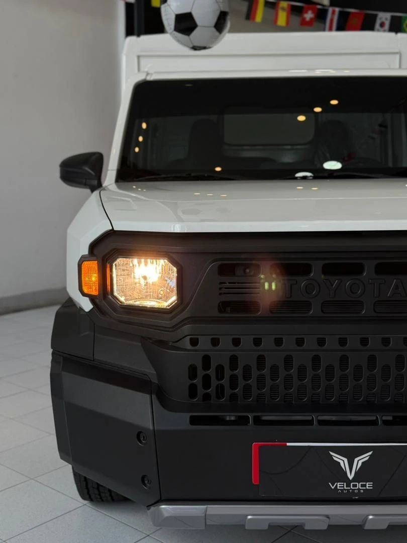 2025 Toyota Hilux Tamarraw — foto 3