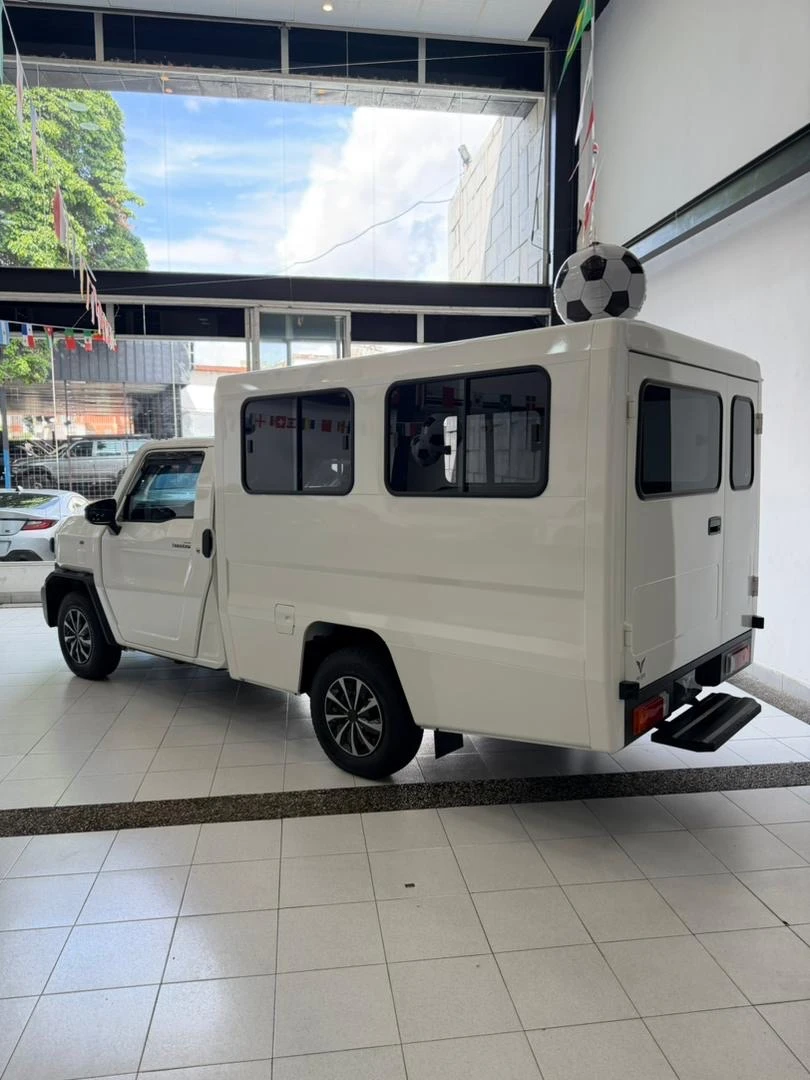 2025 Toyota Hilux Tamarraw — foto 16