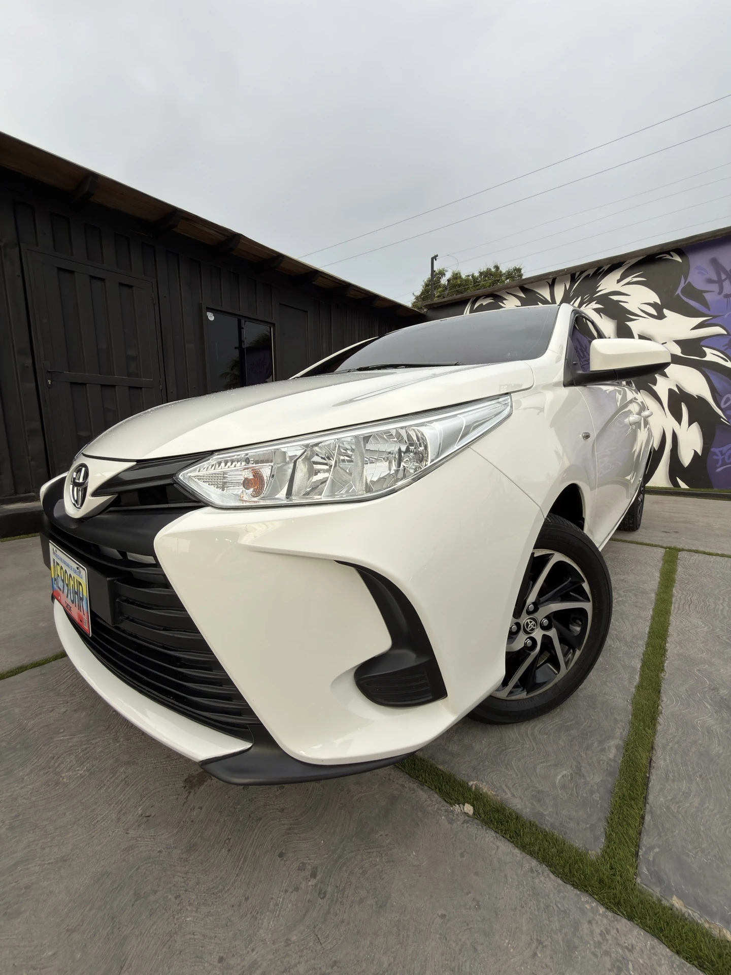 2022 Toyota Yaris G — foto 3
