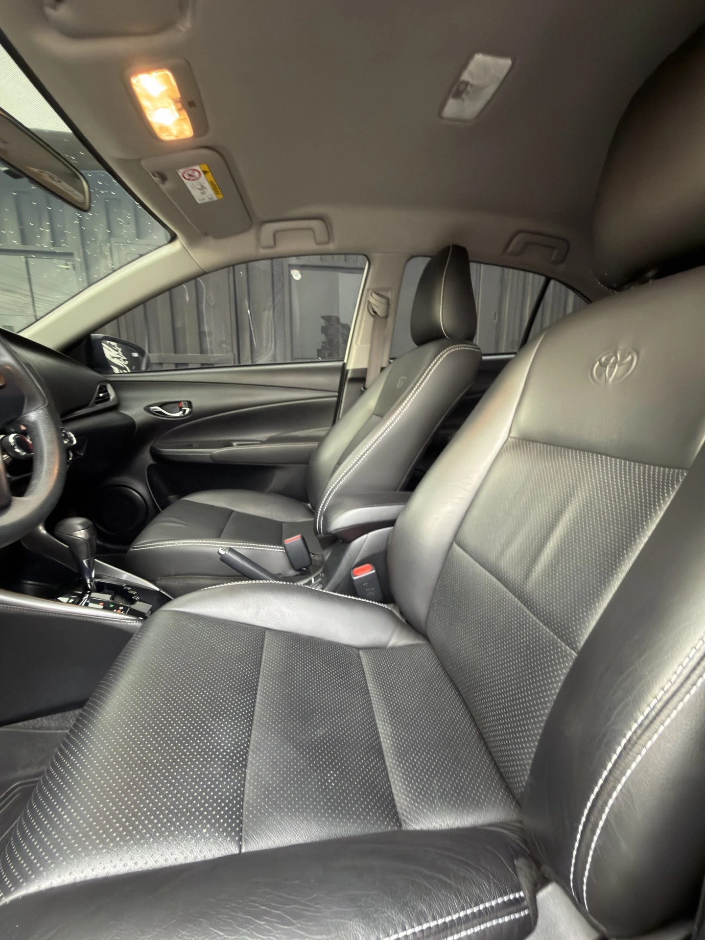 2022 Toyota Yaris G — foto 4