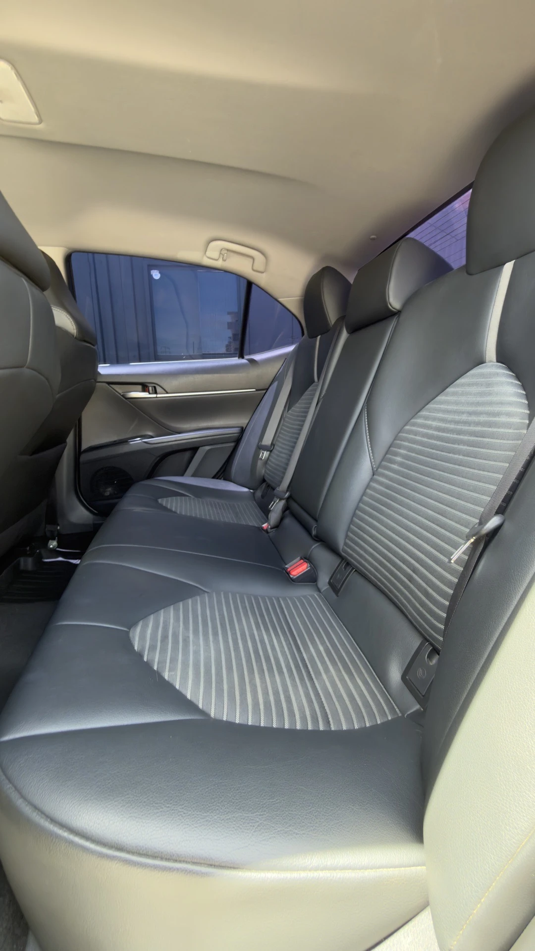 2020 Toyota Camry Se — foto 6