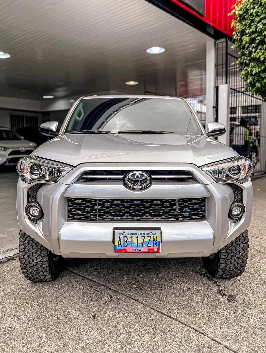 2023 Toyota 4Runner SR5 — foto 2