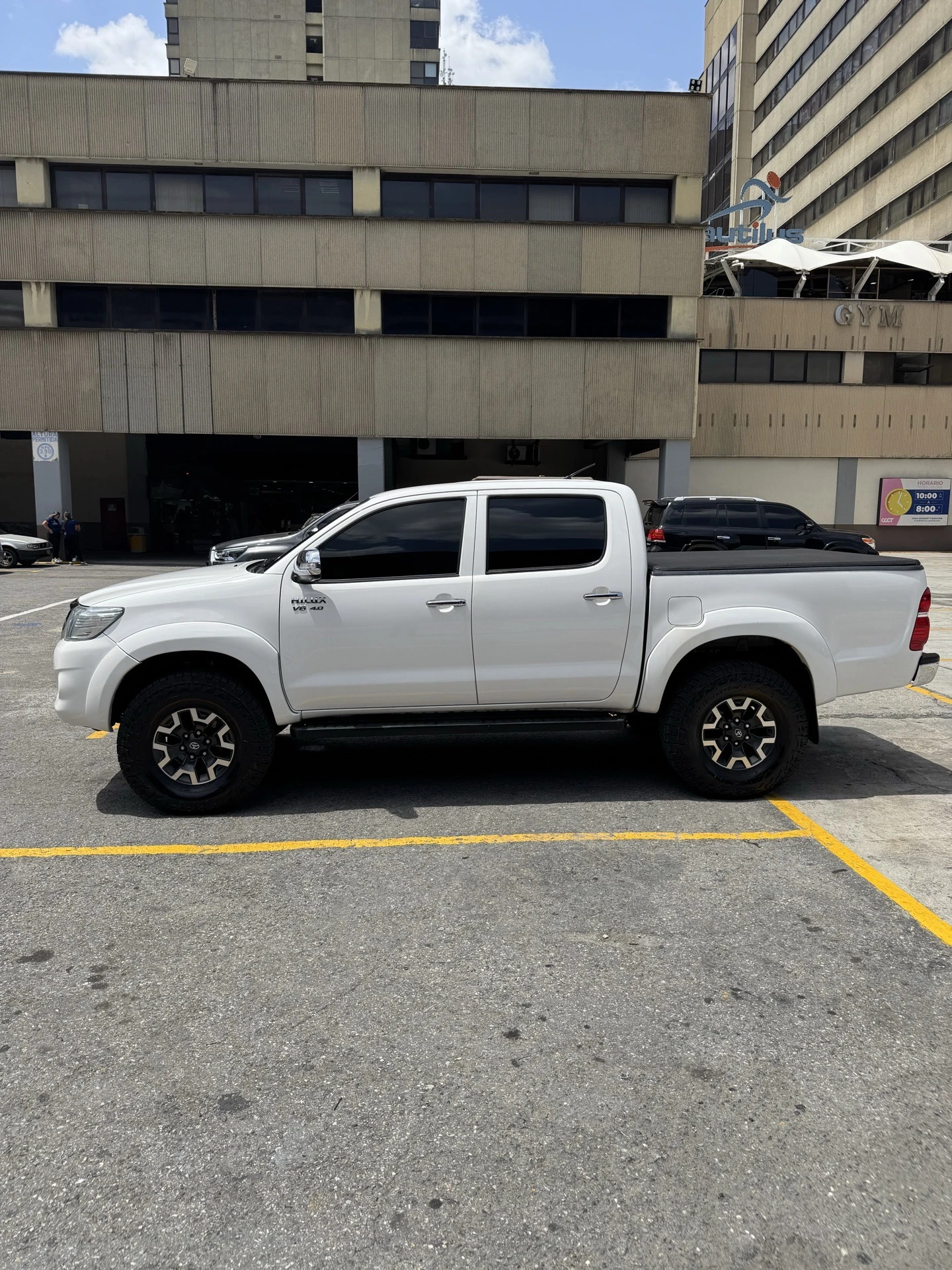 2013 Toyota Hilux Kavak V6 — foto 4