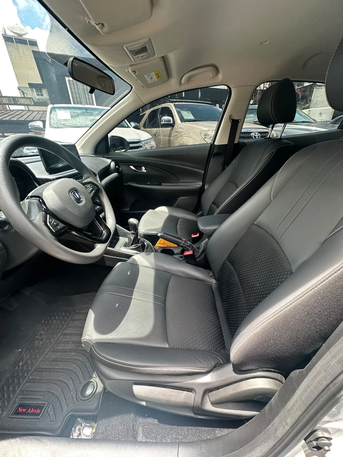 2025 Changan Alsvin — foto 3