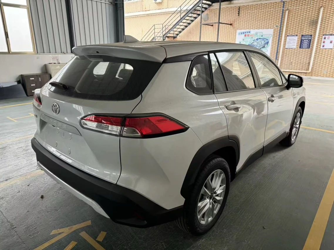 2026 Toyota Corolla Cross Élite — foto 6