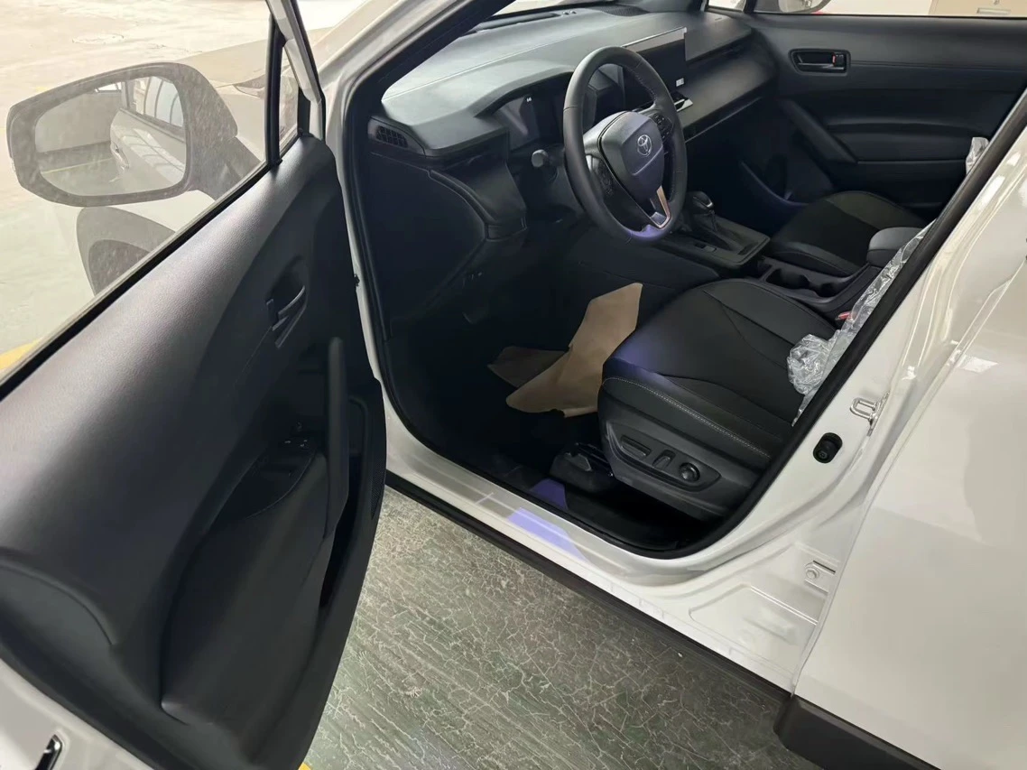 2026 Toyota Corolla Cross Élite — foto 11