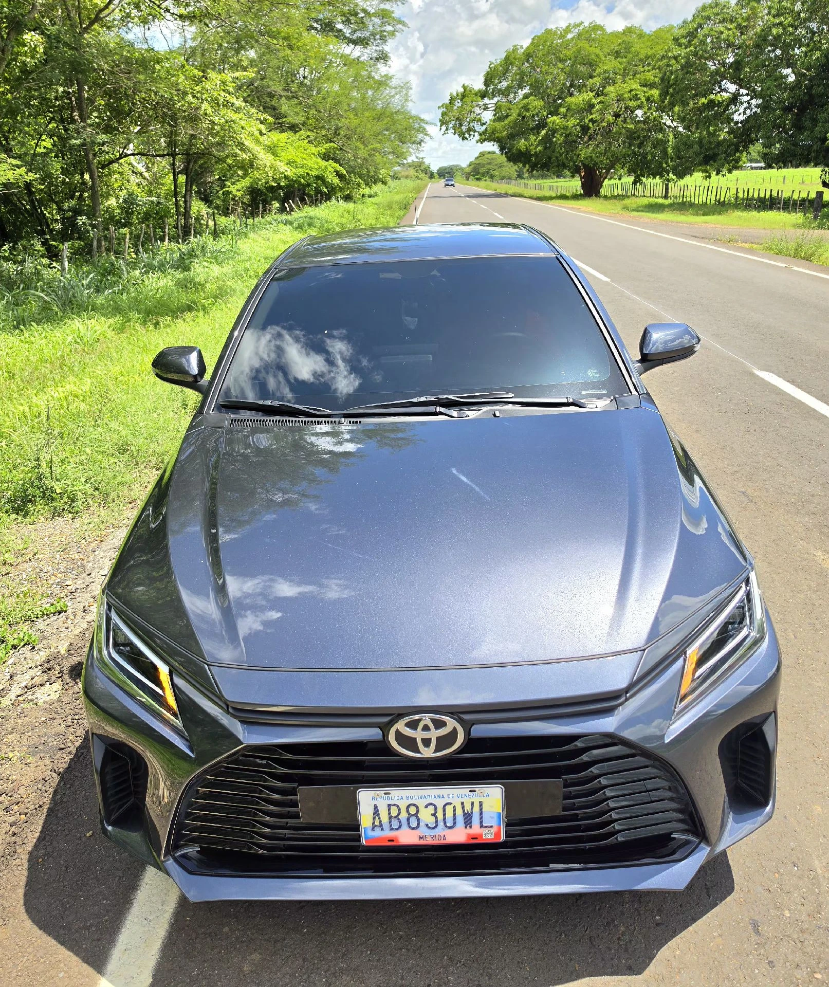 2024 Toyota Yaris E — foto 4