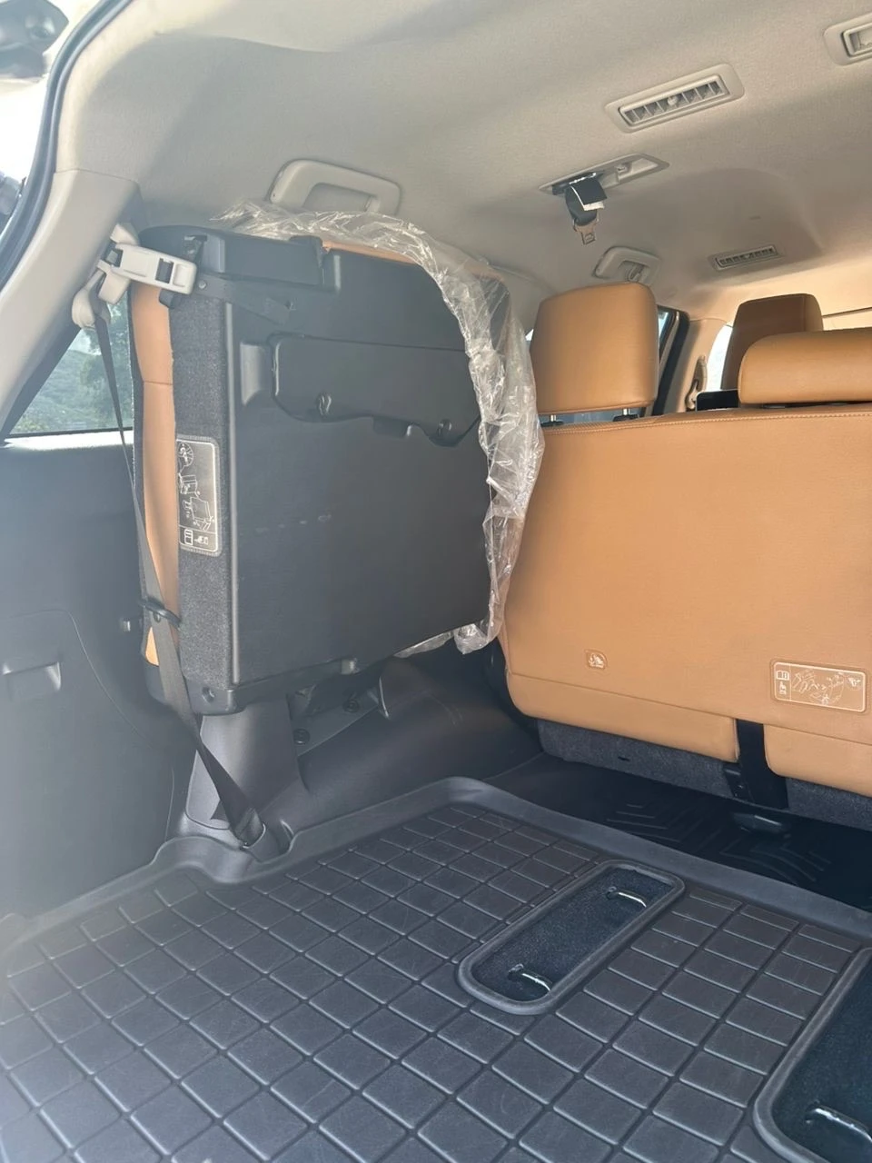 2023 Toyota Fortuner VXR — foto 8