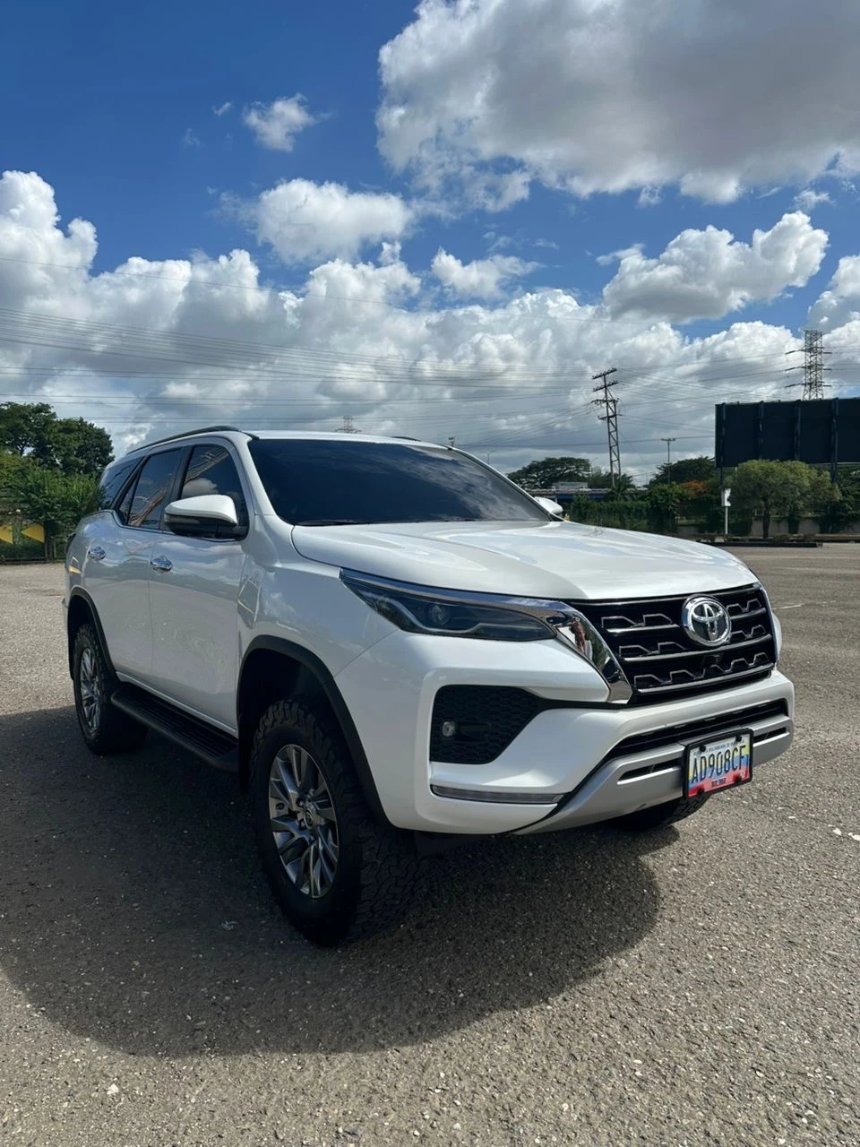 2023 Toyota Fortuner VXR — foto 11