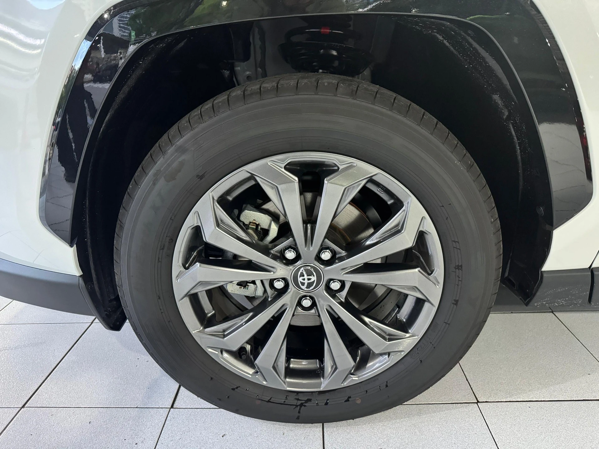2025 Toyota RAV4 — foto 13