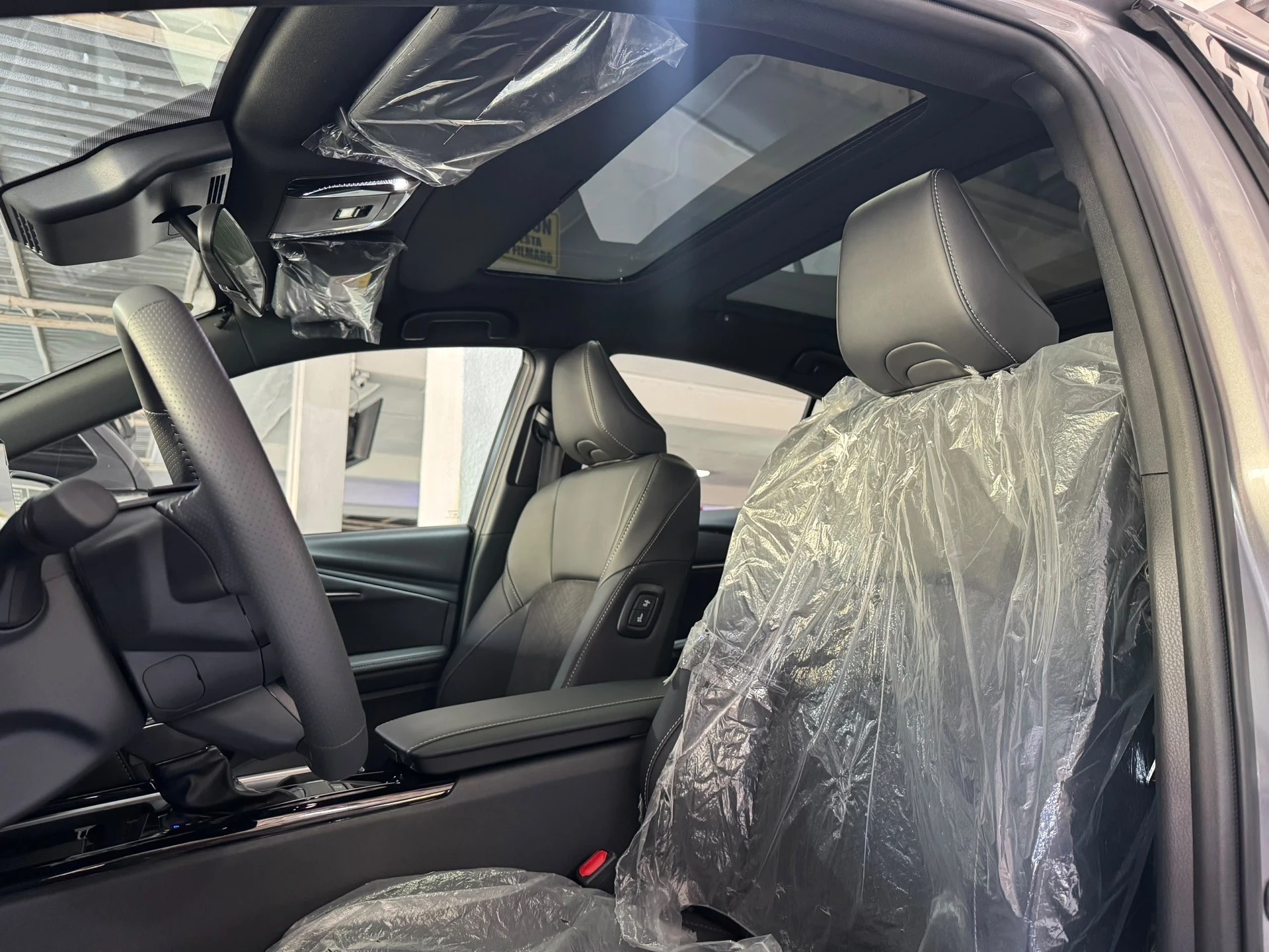 2025 Toyota Camry SPORT — foto 8