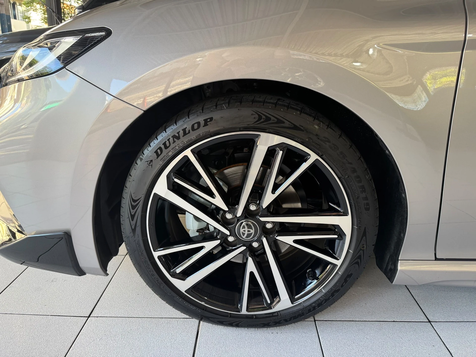 2025 Toyota Camry SPORT — foto 12