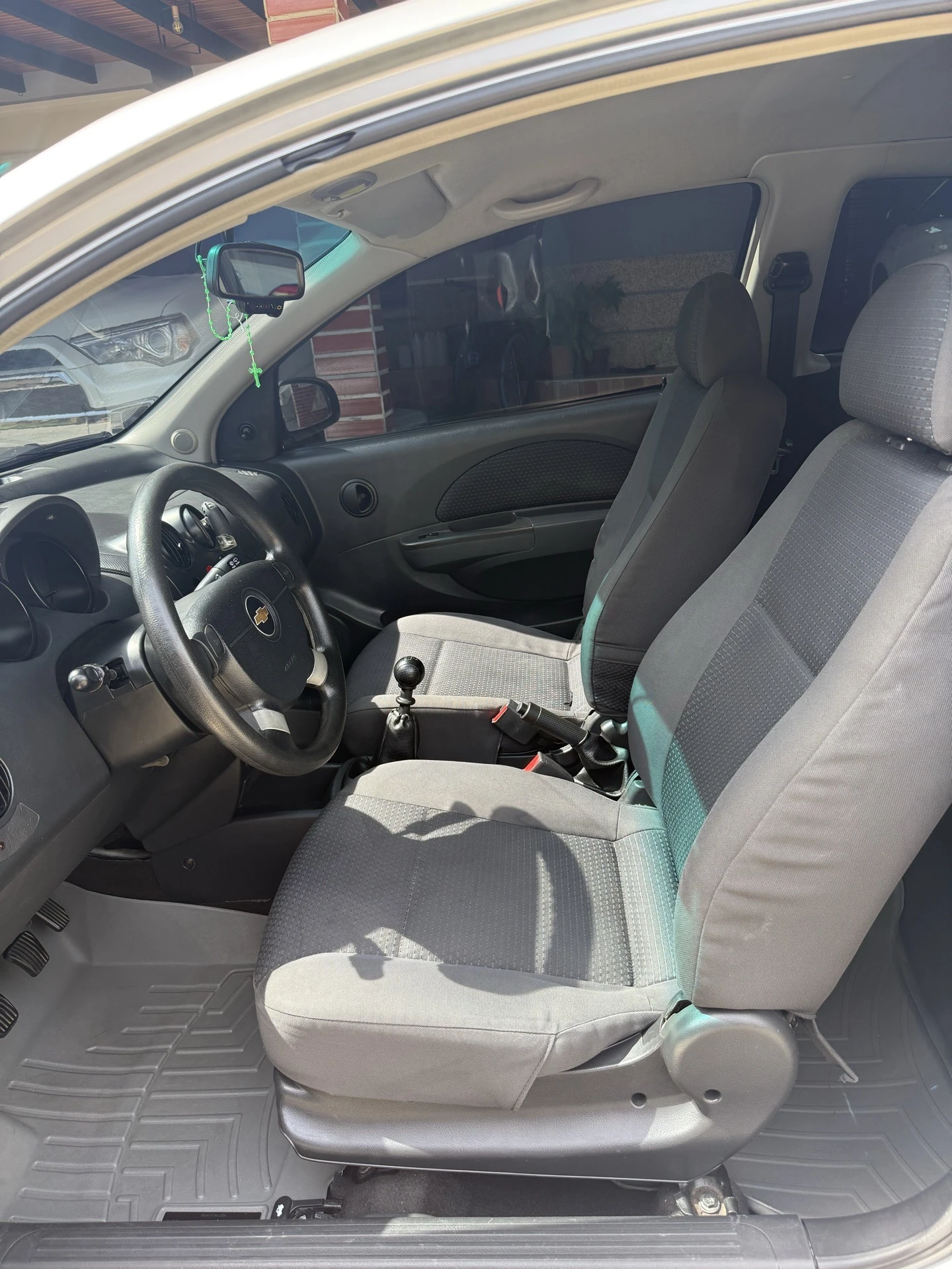 2010 Chevrolet Aveo Coupe — foto 8