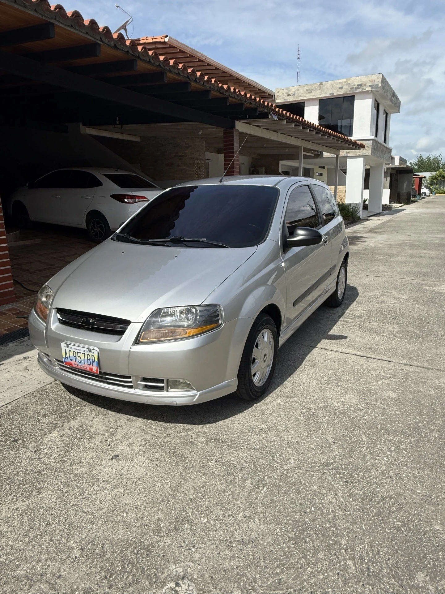 2010 Chevrolet Aveo Coupe — foto 14