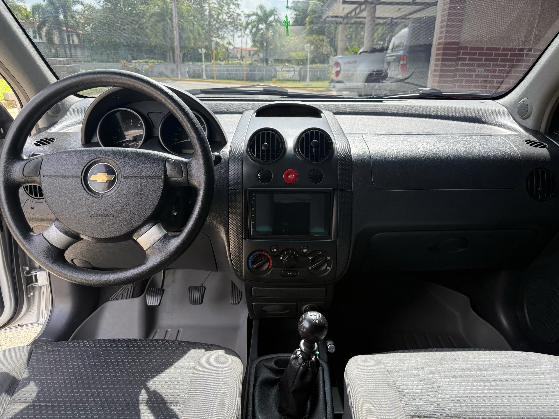 2010 Chevrolet Aveo Coupe — foto 21