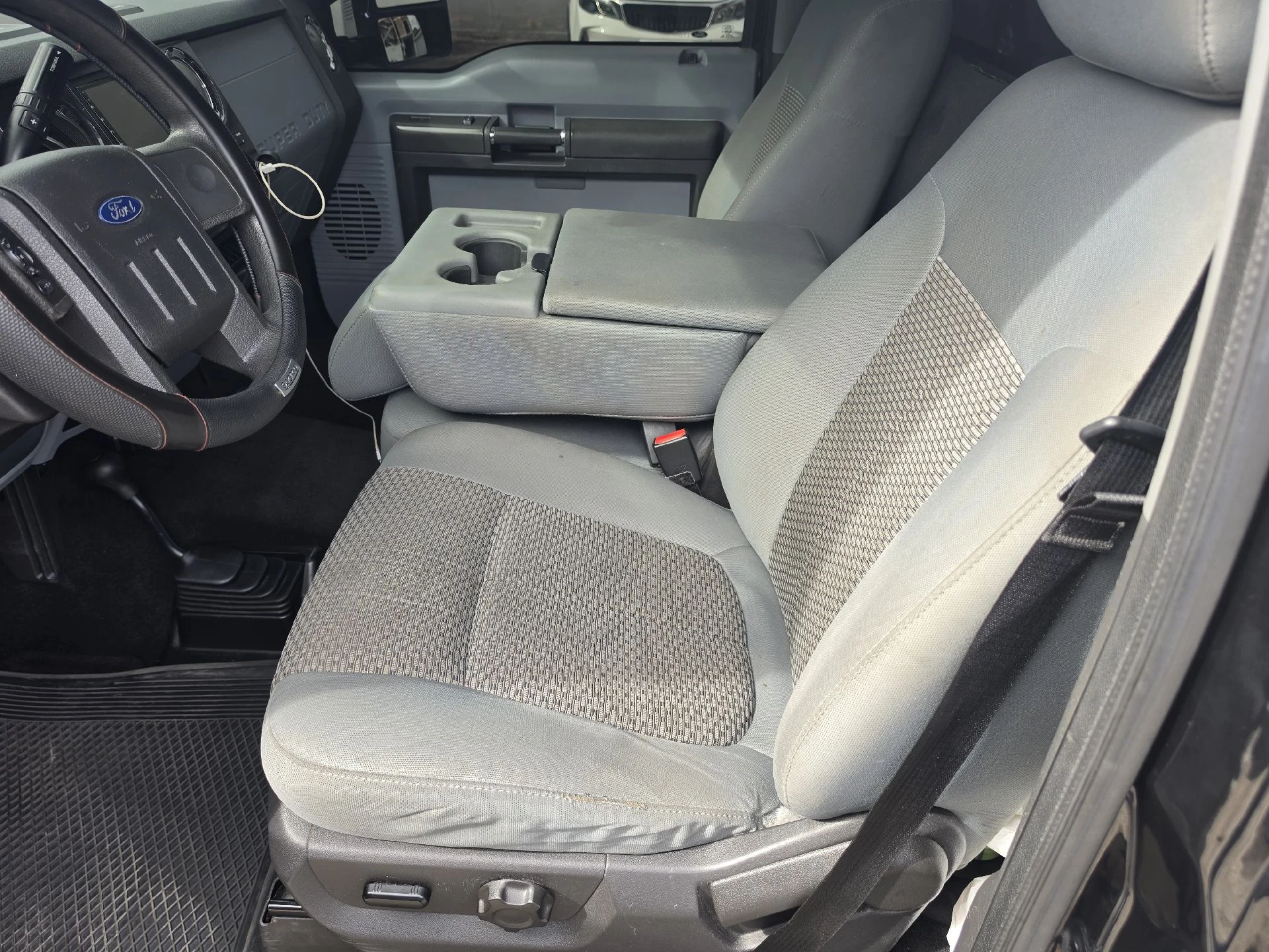 2012 Ford F-250 XLT 4X4 — foto 11